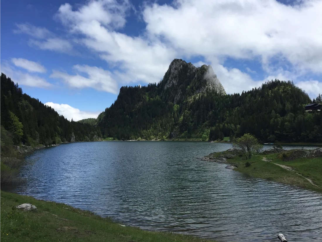 ciel terre montagne